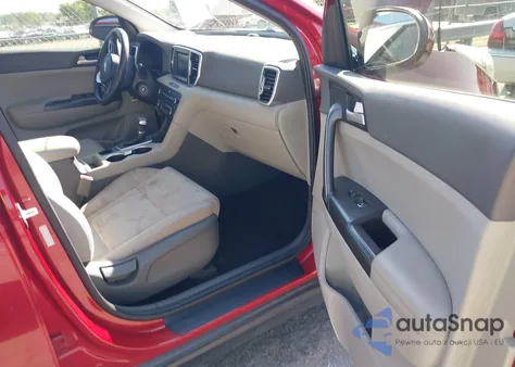 2018 Kia Sportage Lx z USA, uszkodzony, nr VIN KNDPM3AC2J7487014